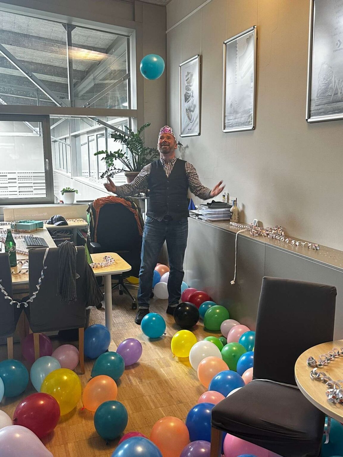Geburtstag Büro Pavel Sedlak + Luftballon