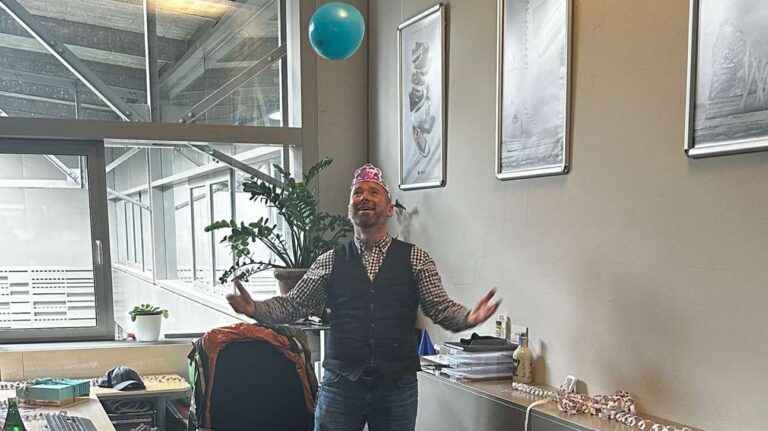 Geburtstag Büro Pavel Sedlak + Luftballon