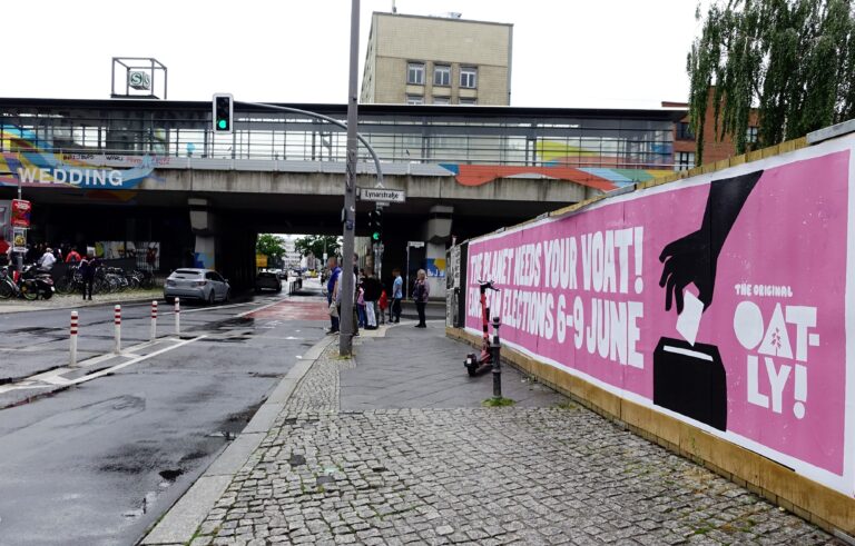 StreeFence Berlin Oatly Europawahl