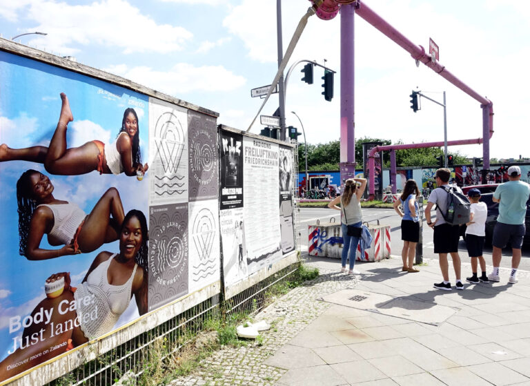 TownWall Berlin Zalando x Sol de Janeiro